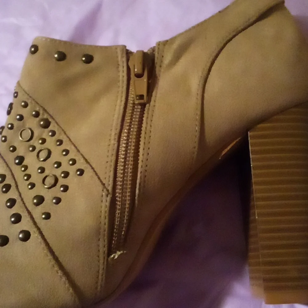 Kaari Blue Studded Heeled Boots Size 9